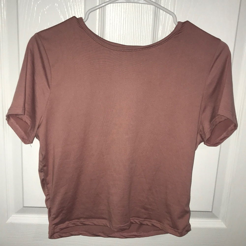 Cute pink crop top!